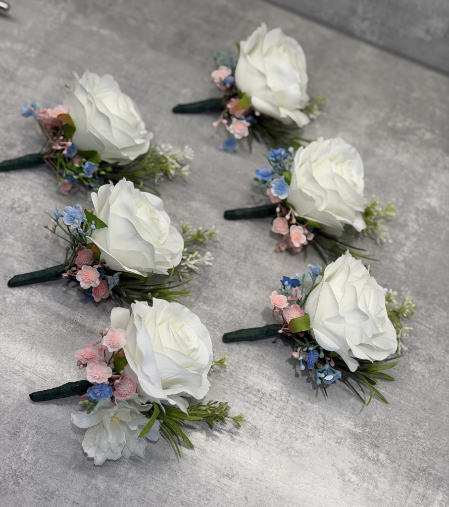 Buttonholes & Corsage's